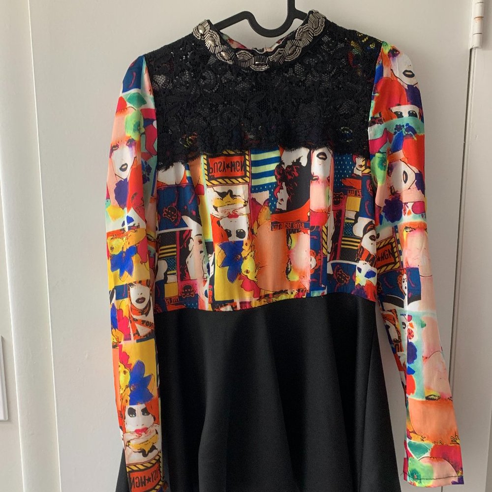 Long sleeve Ruffle Hem